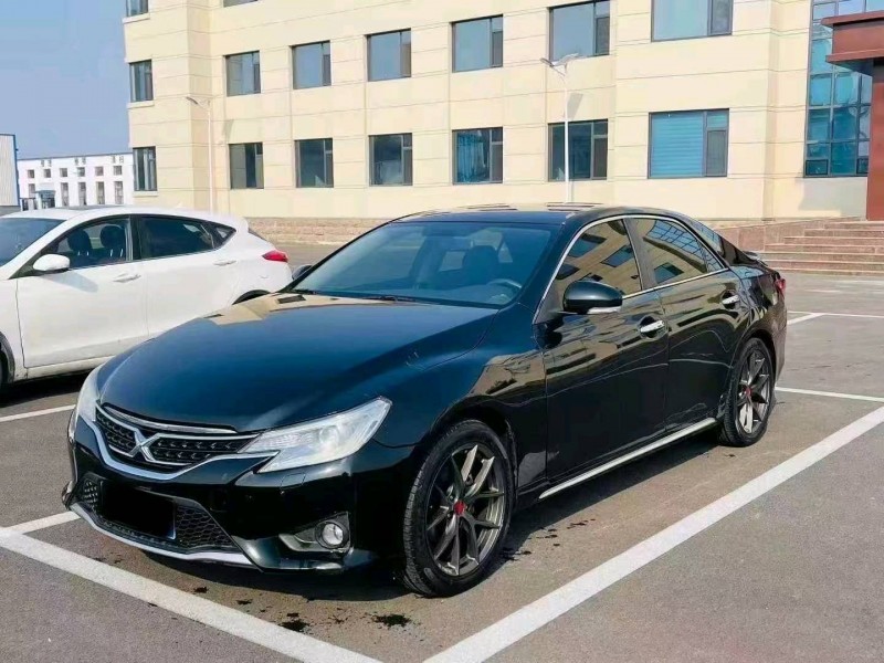 潍坊16年丰田锐志3