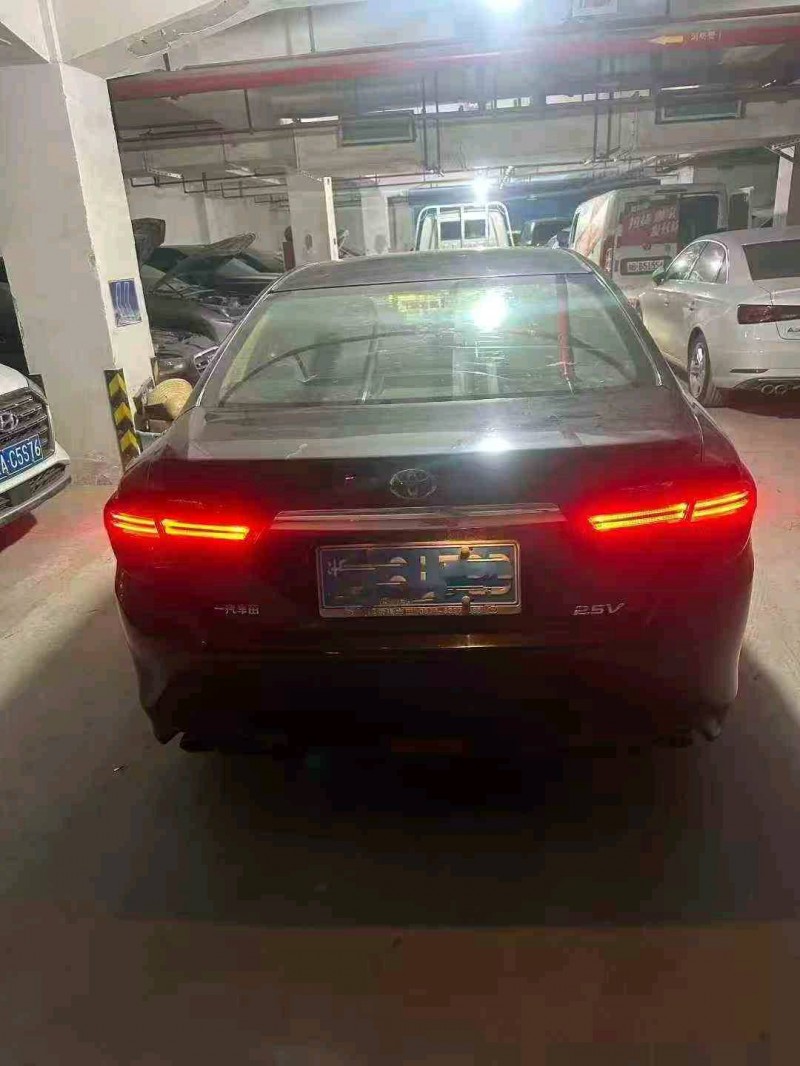 苏州16年丰田锐志2