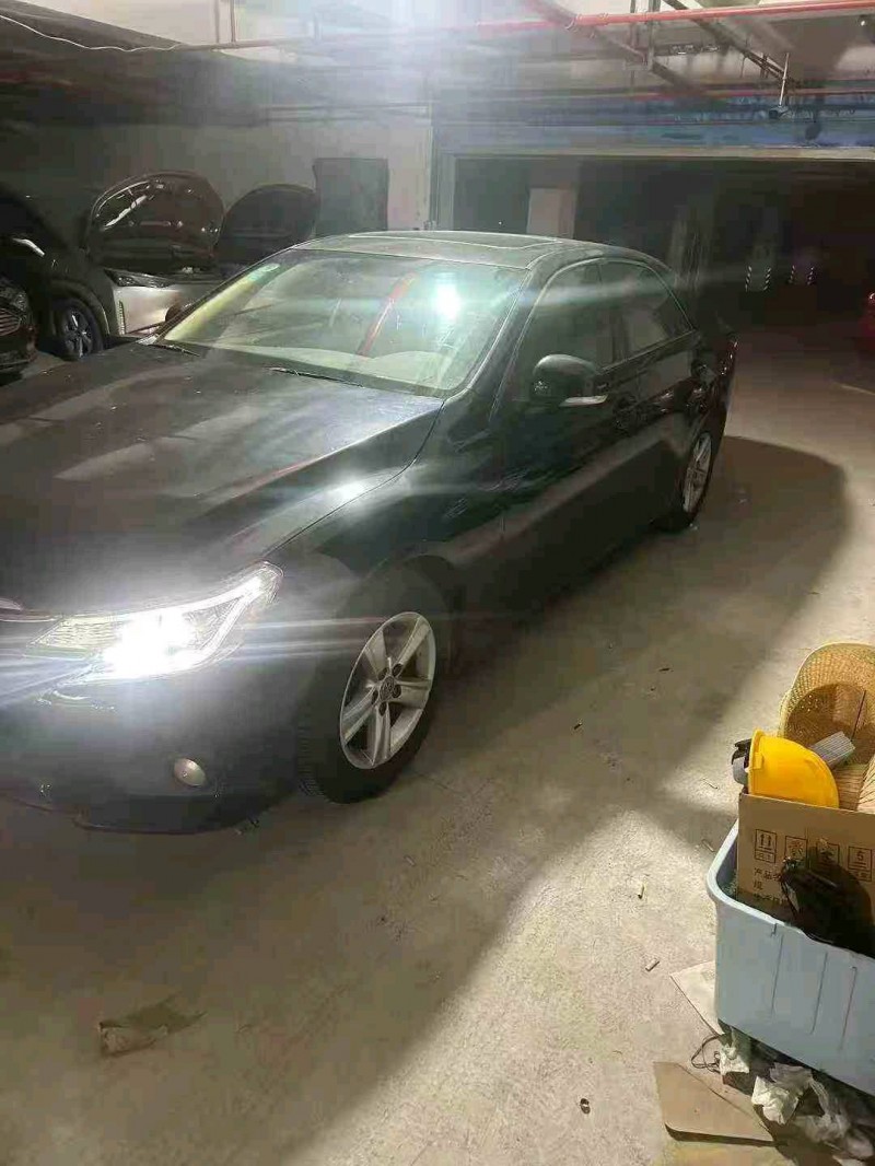 苏州16年丰田锐志3