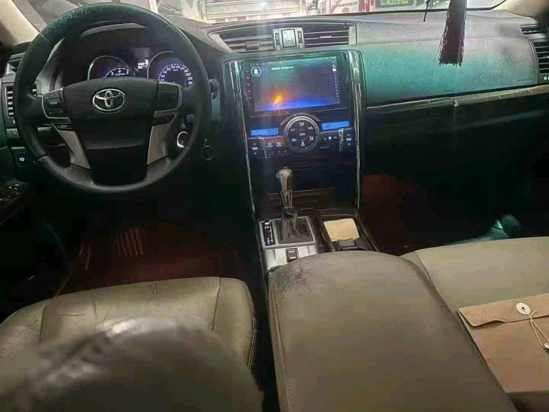 苏州16年丰田锐志5