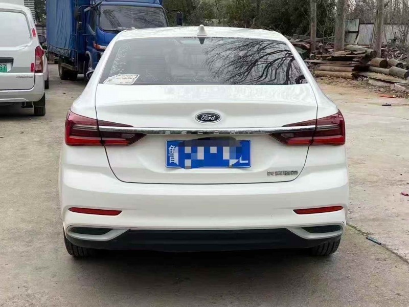 枣庄21年福特福睿斯9