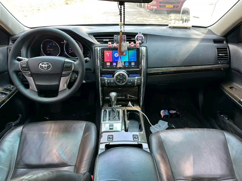 中山14年丰田锐志6