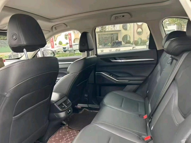 德阳25年哈弗H65