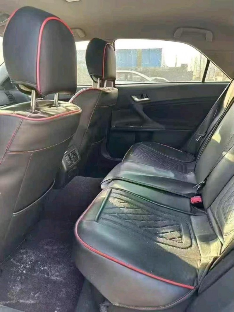 菏泽14年丰田锐志7