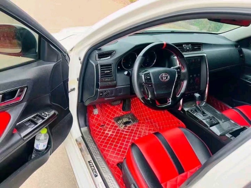 烟台14年丰田锐志9