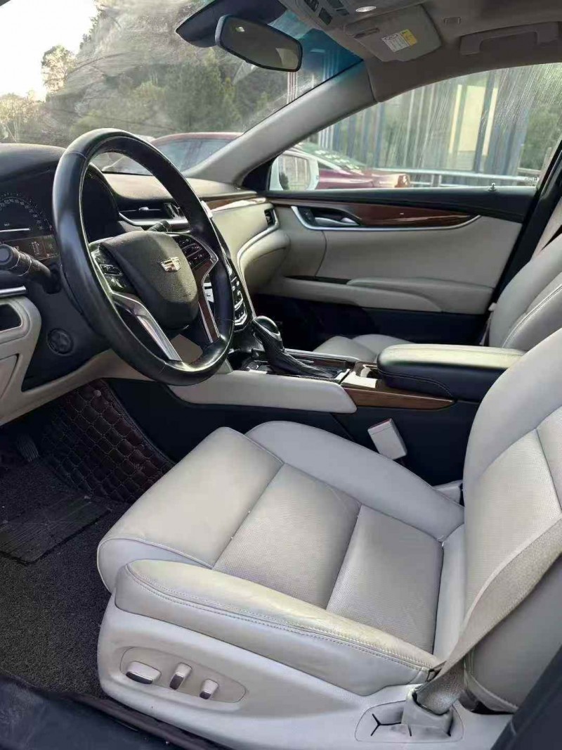 赣州18年凯迪拉克XTS8