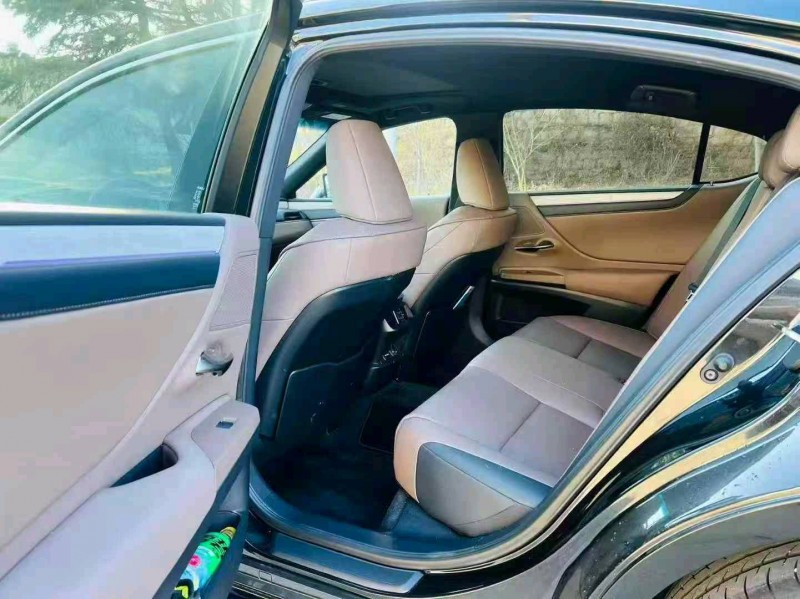 淄博25年雷克萨斯ES4