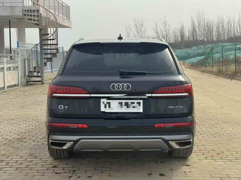 东营21年奥迪Q76