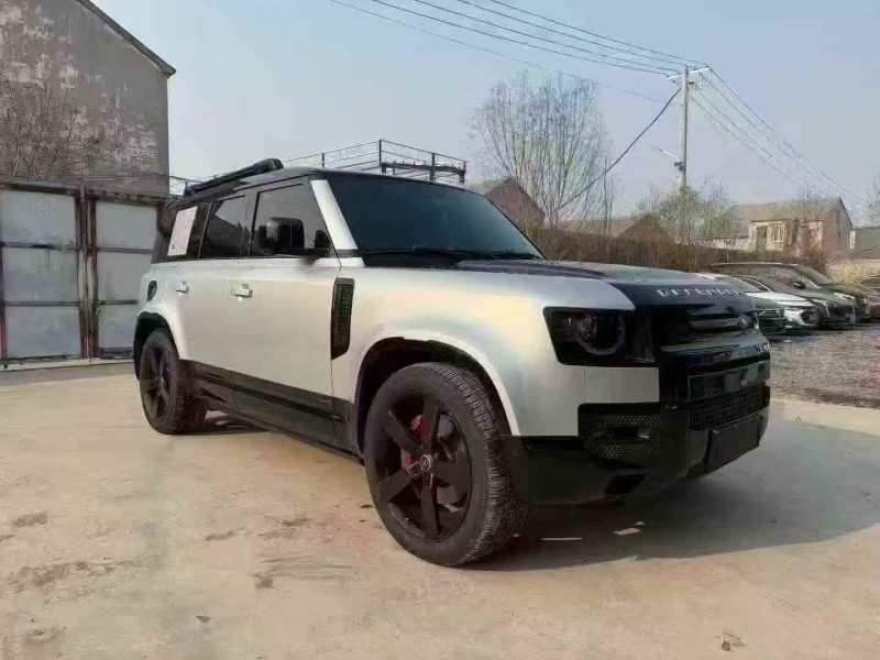 枣庄23年路虎卫士2