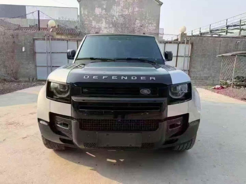 枣庄23年路虎卫士1