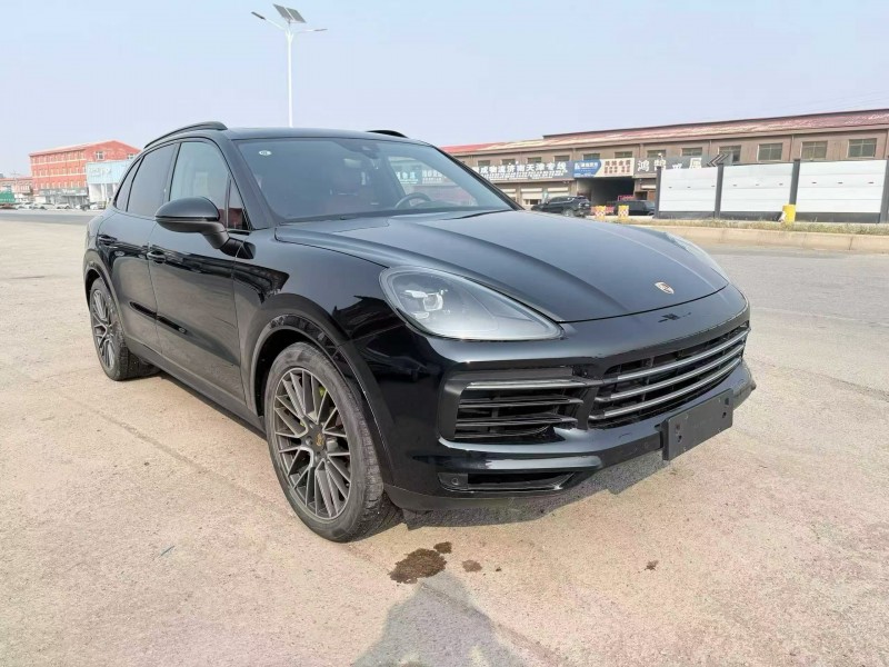 天津22年保时捷卡宴5