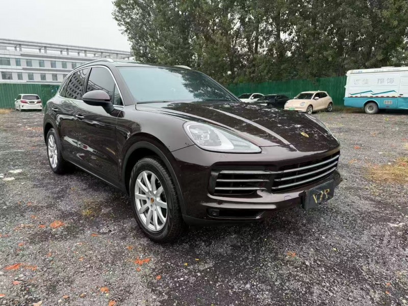 鹤壁19年保时捷卡宴2