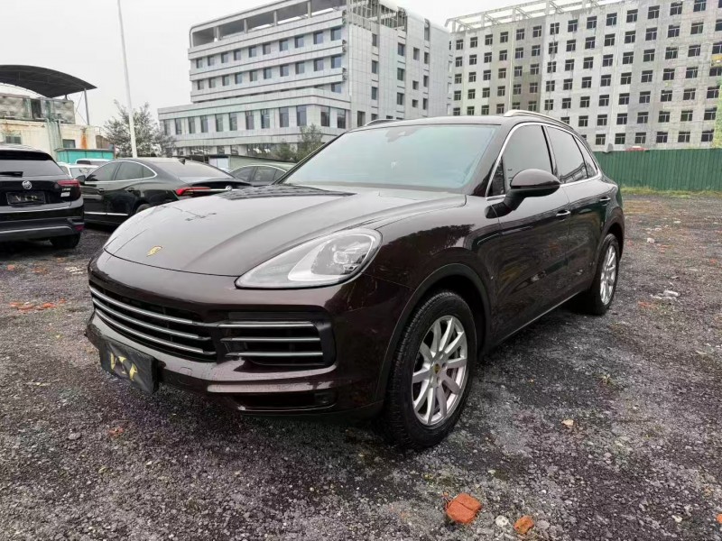 鹤壁19年保时捷卡宴3