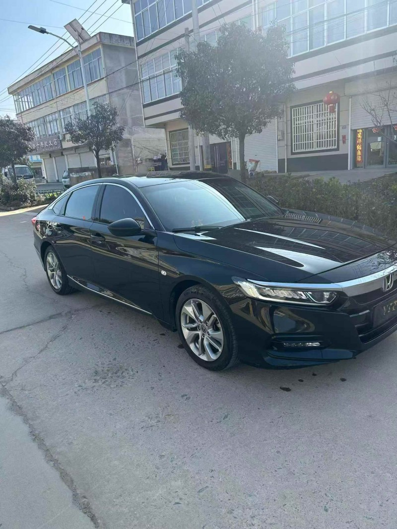 东营19年本田雅阁2