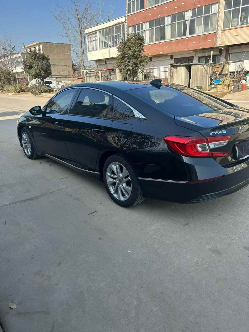 东营19年本田雅阁5