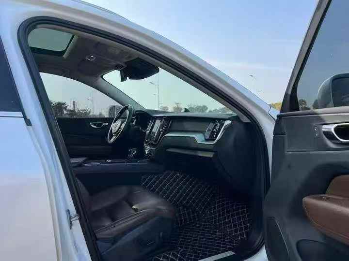 苏州19年沃尔沃XC606