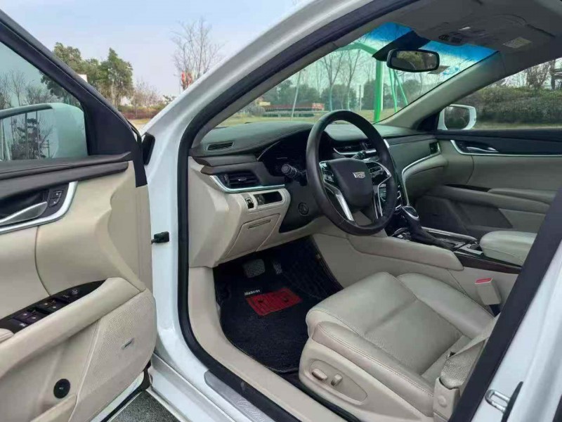 苏州16年凯迪拉克XTS4