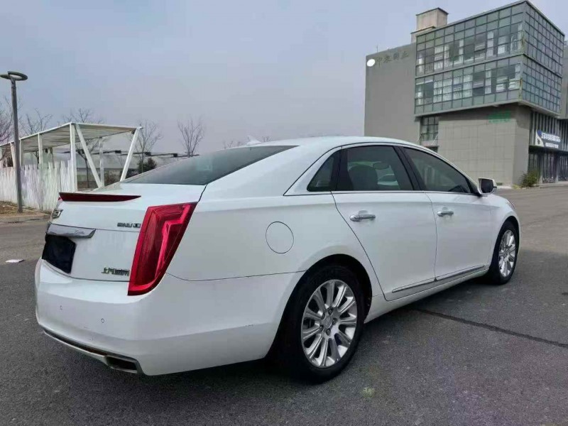 苏州16年凯迪拉克XTS9