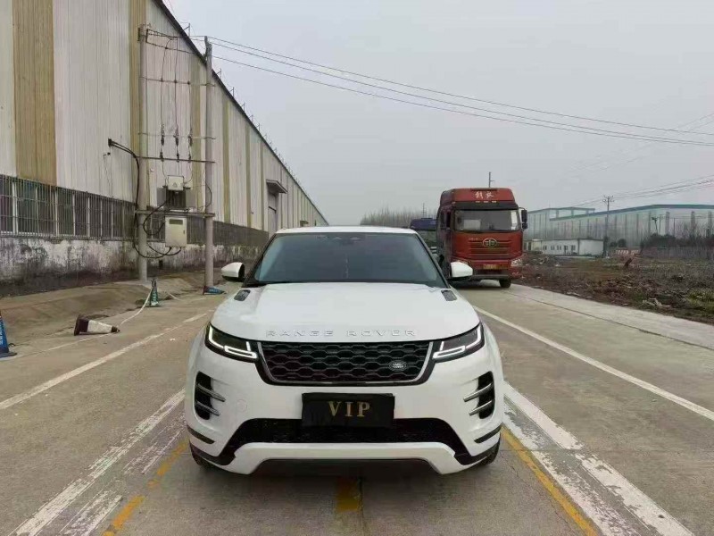 菏泽22年路虎极光1