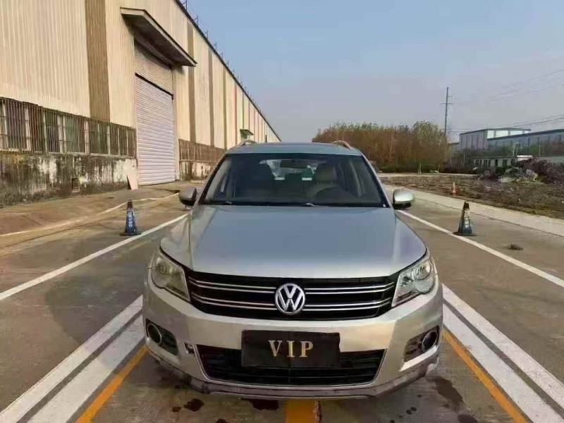 菏泽12年大众途观1