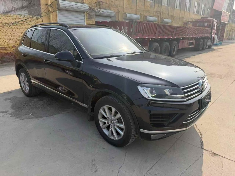 菏泽16年大众途锐2