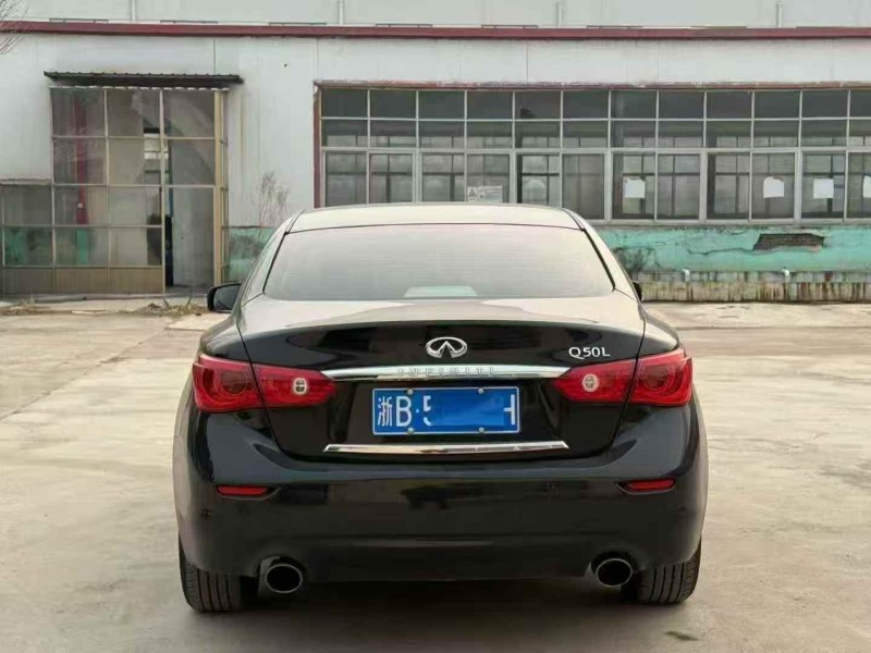 济宁17年英菲尼迪Q50L9
