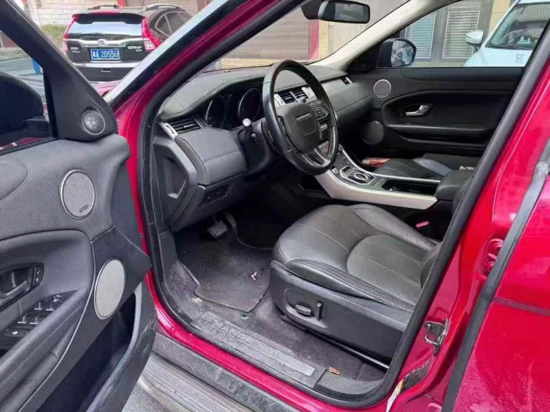 常德17年路虎极光4