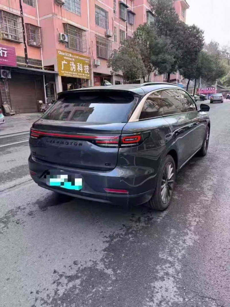 邵阳24年零跑汽车C117