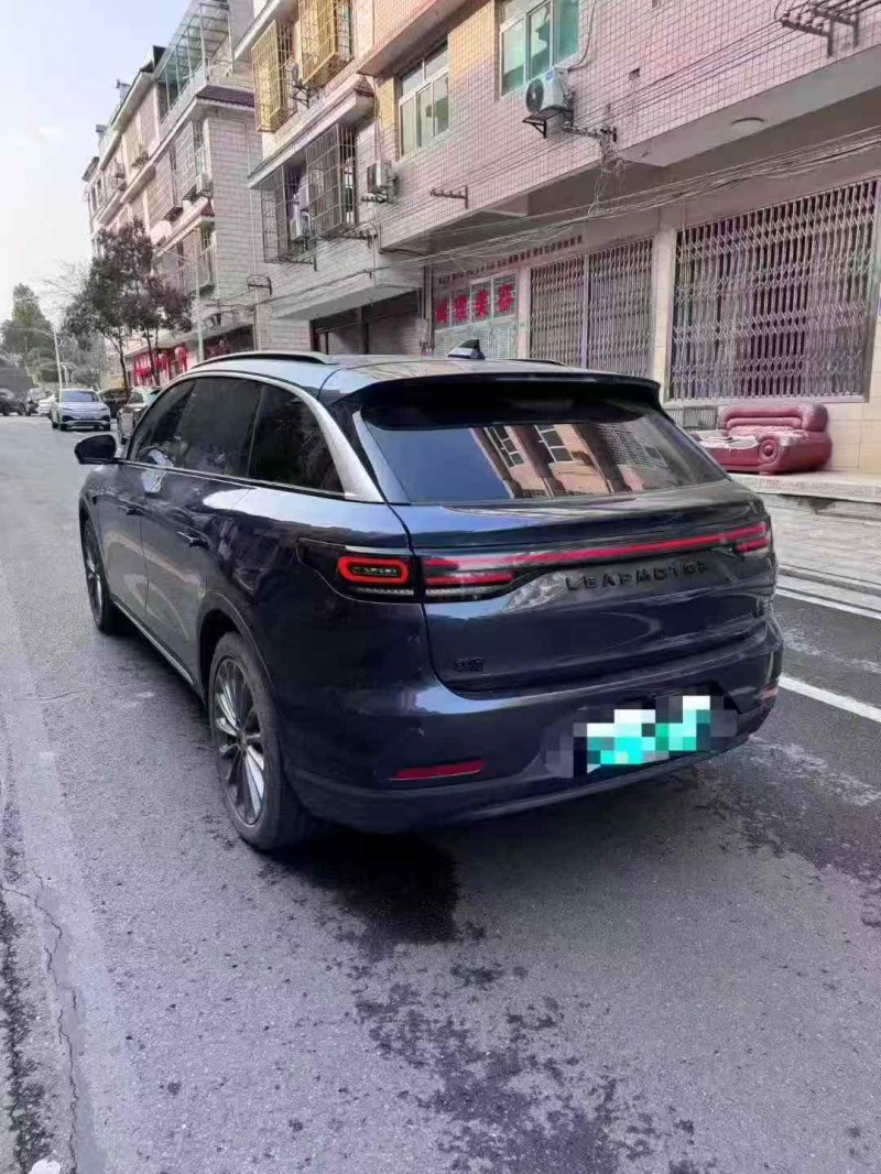 邵阳24年零跑汽车C118