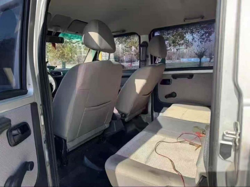 苏州22年华晨鑫源7