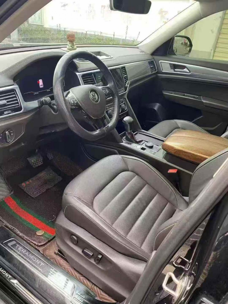 东营20年大众途昂5