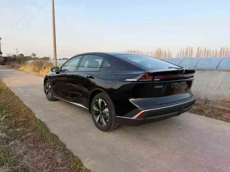 温州25年长安汽车深蓝8