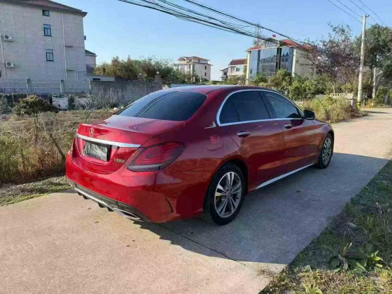 嘉兴18年奔驰C8