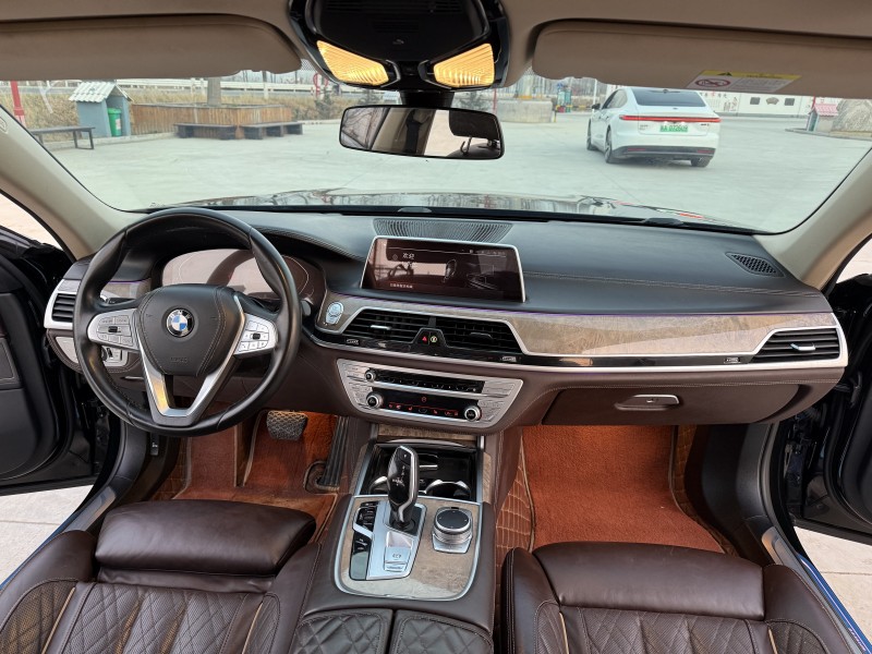 徐州21年宝马7系5