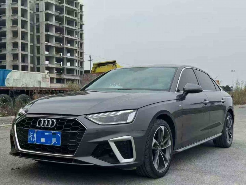 北海21年奥迪A4L3