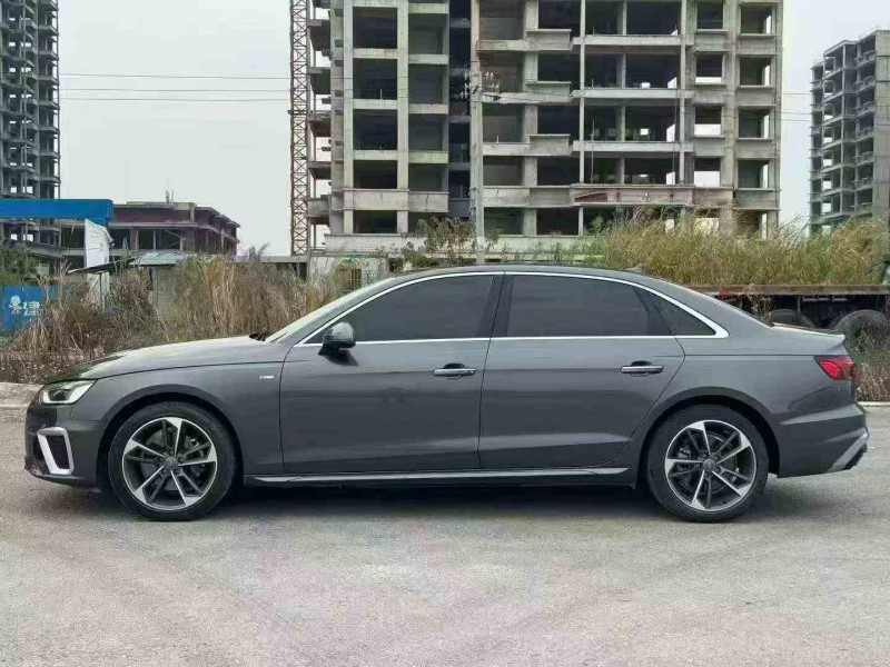 北海21年奥迪A4L6