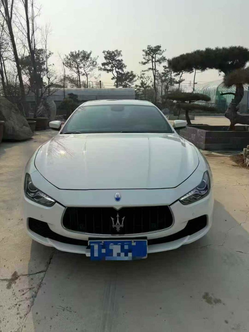 枣庄17年玛莎拉蒂Ghibli1