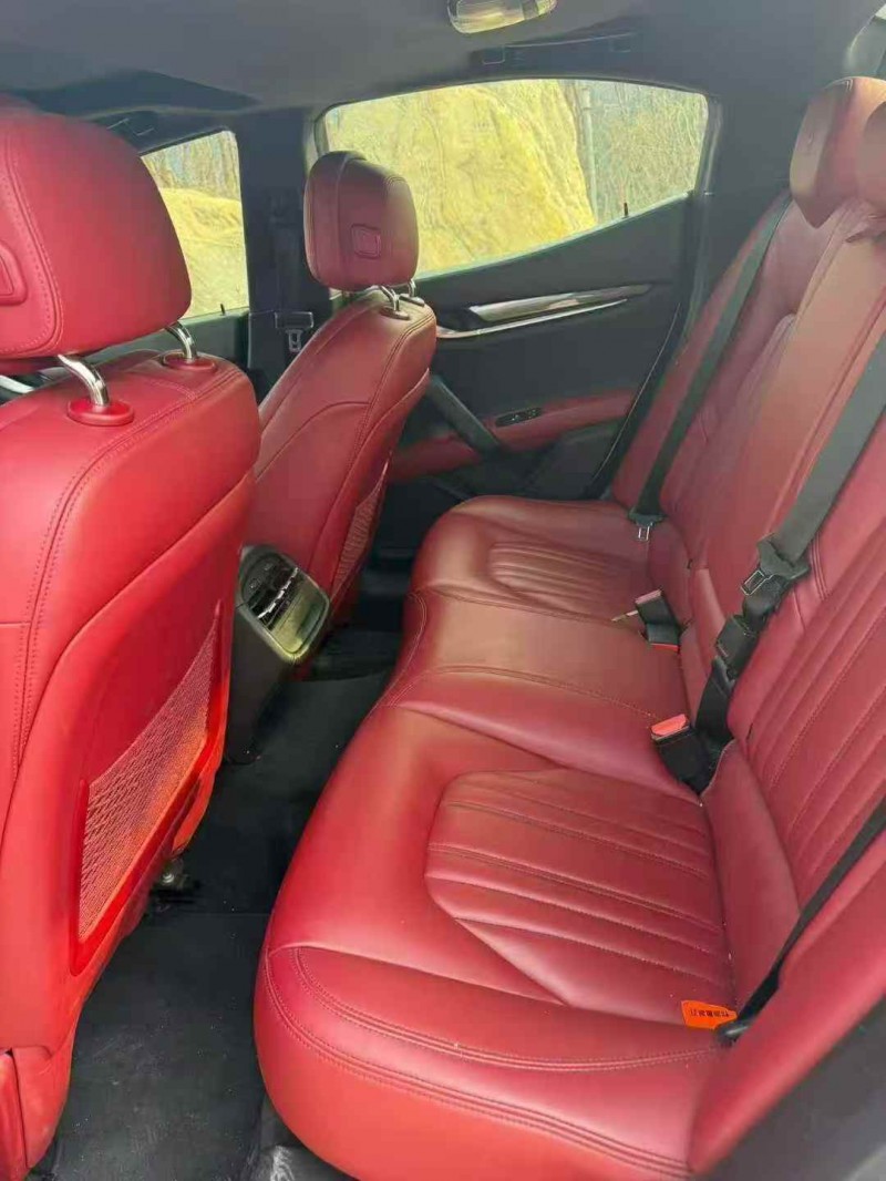 枣庄17年玛莎拉蒂Ghibli5