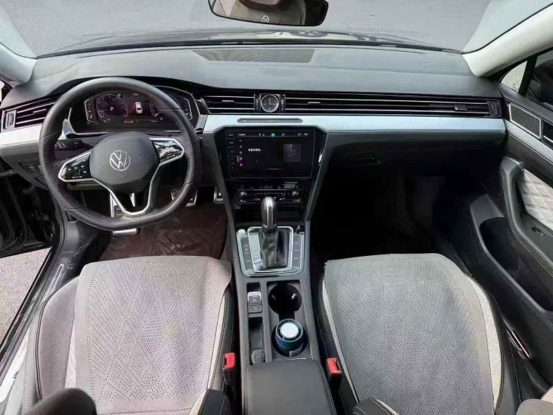 湖州24年大众迈腾4