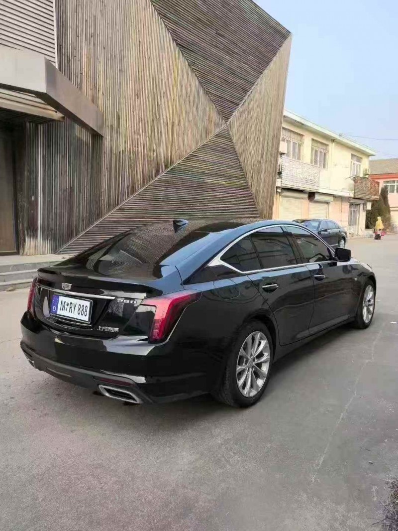 淄博20年凯迪拉克CT58