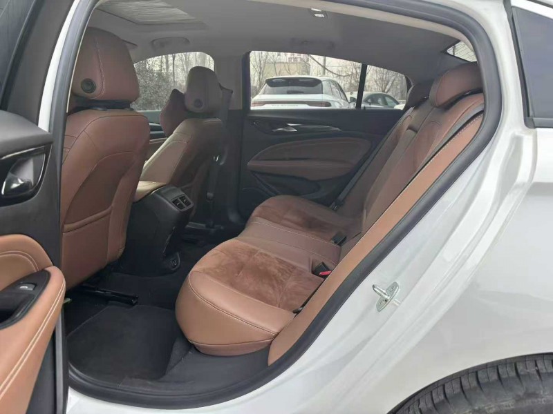 徐州22年别克君威4