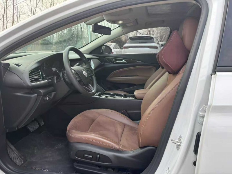 徐州22年别克君威6