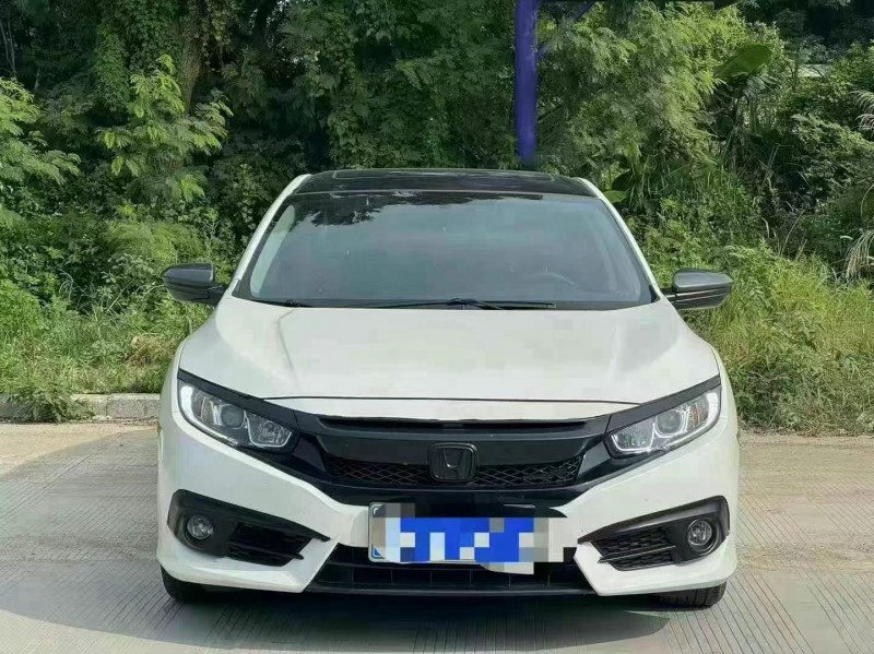 汕头19年本田思域1