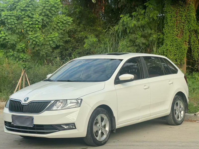 汕头18年斯柯达昕动3