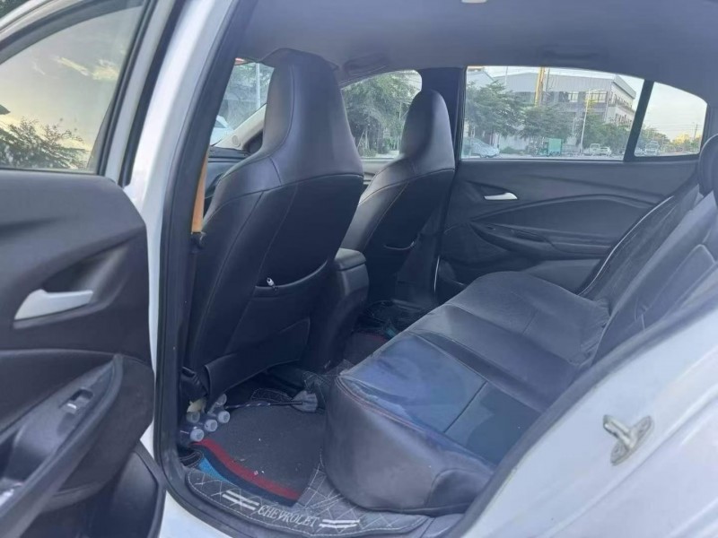 汕头22年雪佛兰科沃兹6