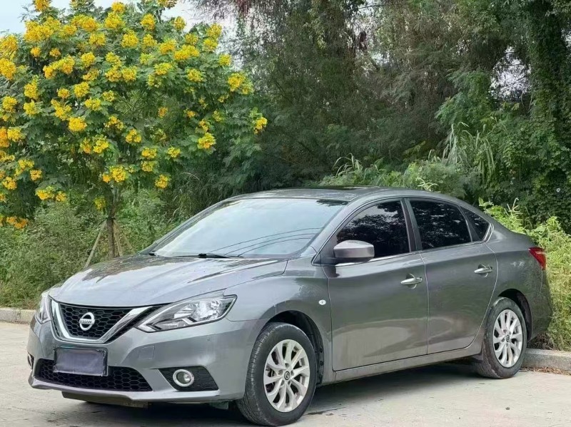 汕头21年日产轩逸3