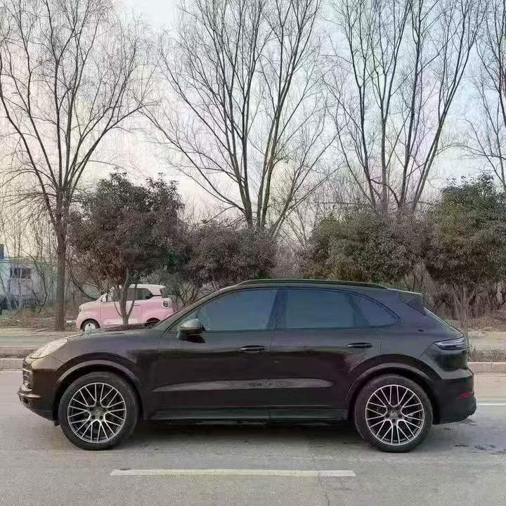 东营23年保时捷卡宴8