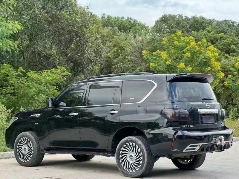 汕头19年日产途乐7