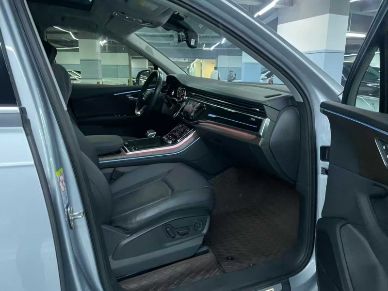 深圳23年奥迪Q77