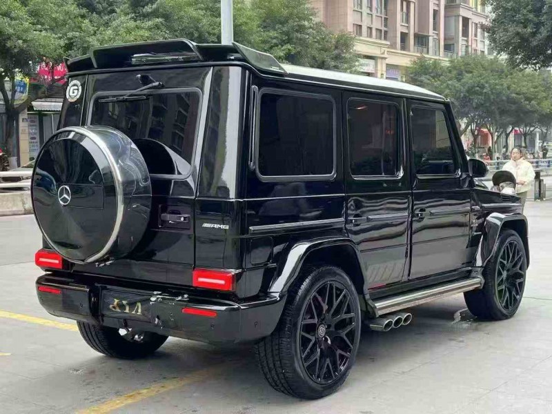 重庆11年奔驰G8